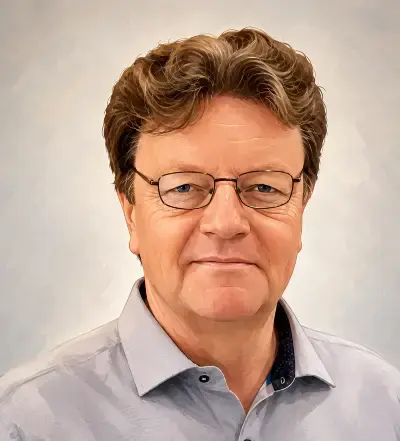 Lettere AI-modificeret foto af Hans Peter Wolsing i WebP-format – optimeret til kun at fylde 13,9 KB. Det er også SEO. Bliv fundet på Google. Hans Peter hjælper dig med SEO